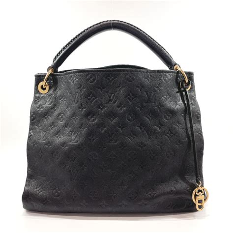 louis vuitton m41066|Louis Vuitton monogram canvas artsy.